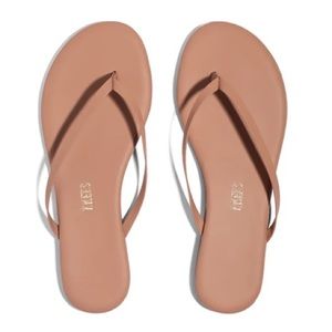 Tkees Foundations matte flip flop
